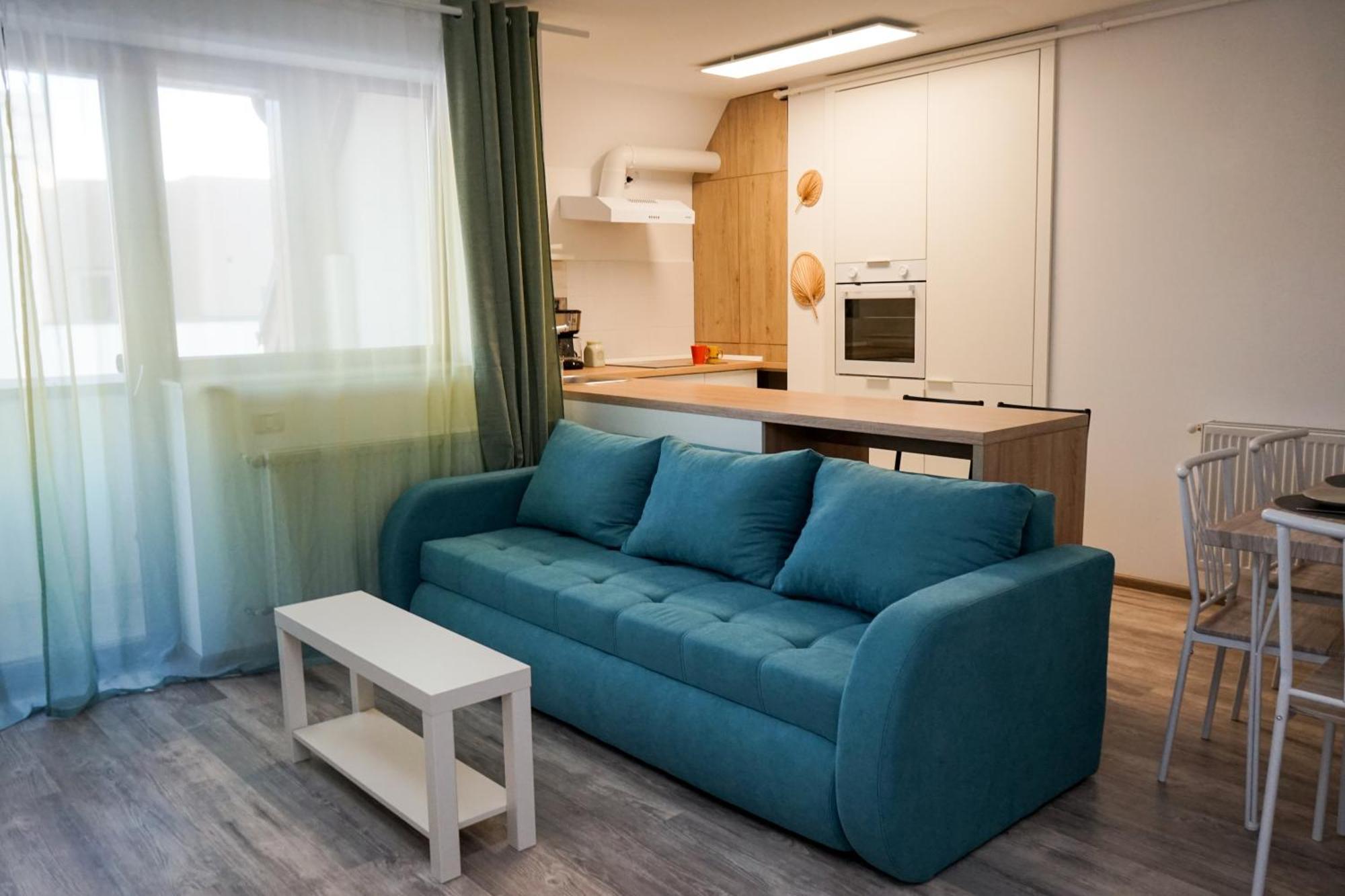 Mirandis Apartments - Comfort & Private Parking Near Coresi Mall Braşov Extérieur photo