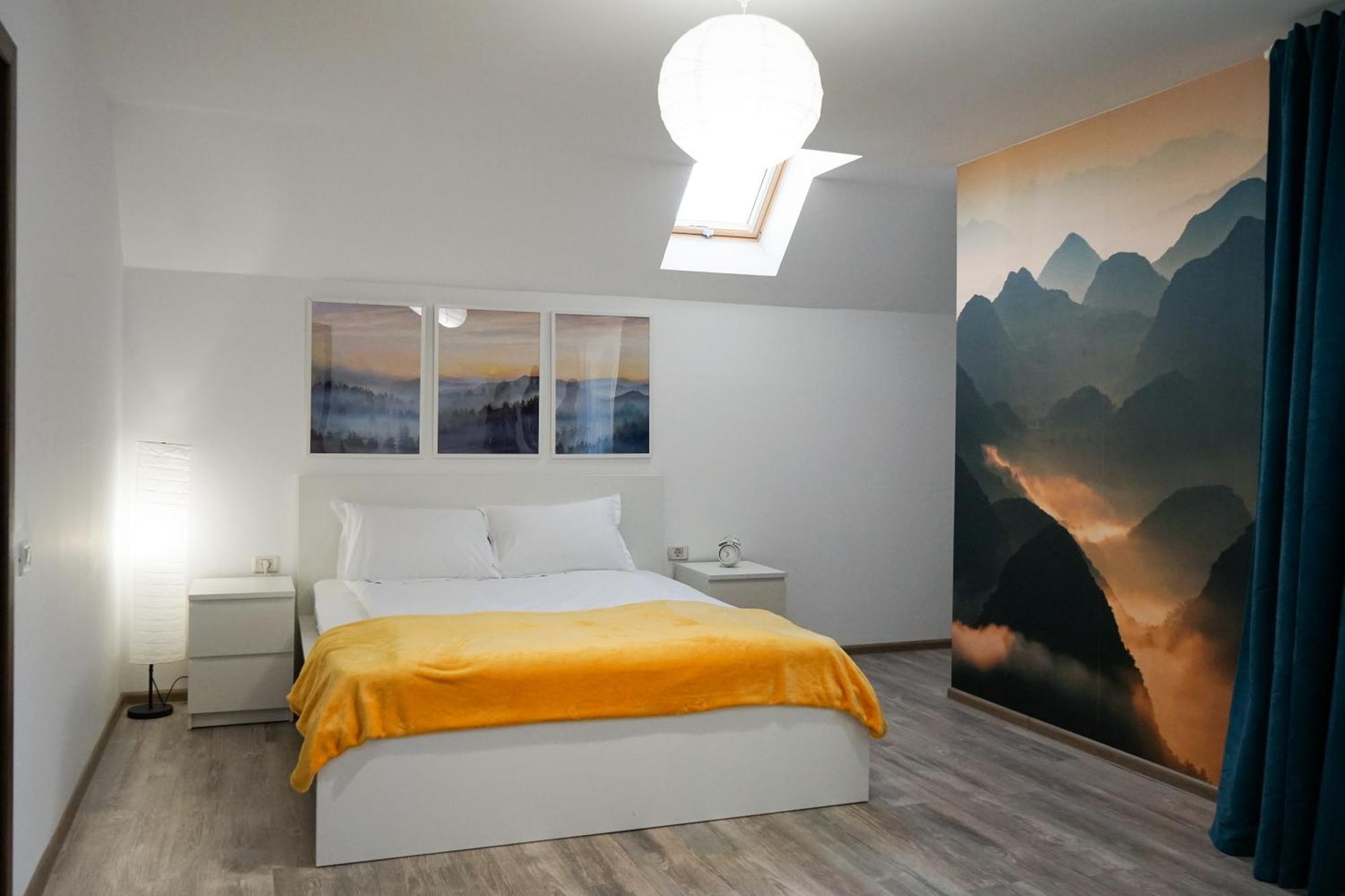 Mirandis Apartments - Comfort & Private Parking Near Coresi Mall Braşov Extérieur photo