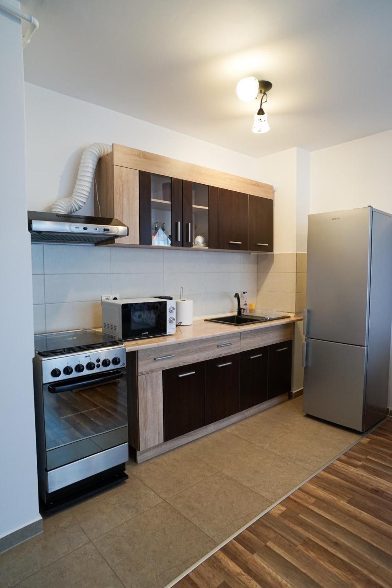 Mirandis Apartments - Comfort & Private Parking Near Coresi Mall Braşov Extérieur photo