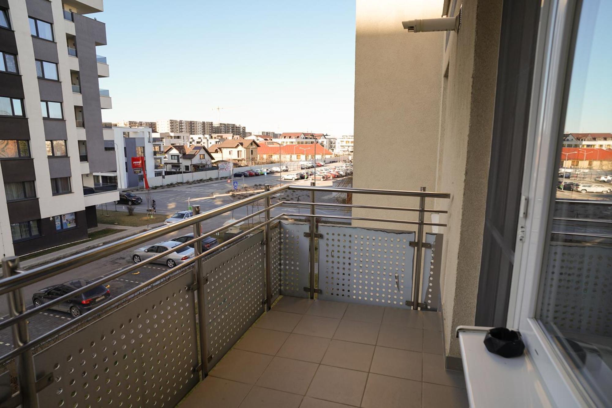Mirandis Apartments - Comfort & Private Parking Near Coresi Mall Braşov Extérieur photo