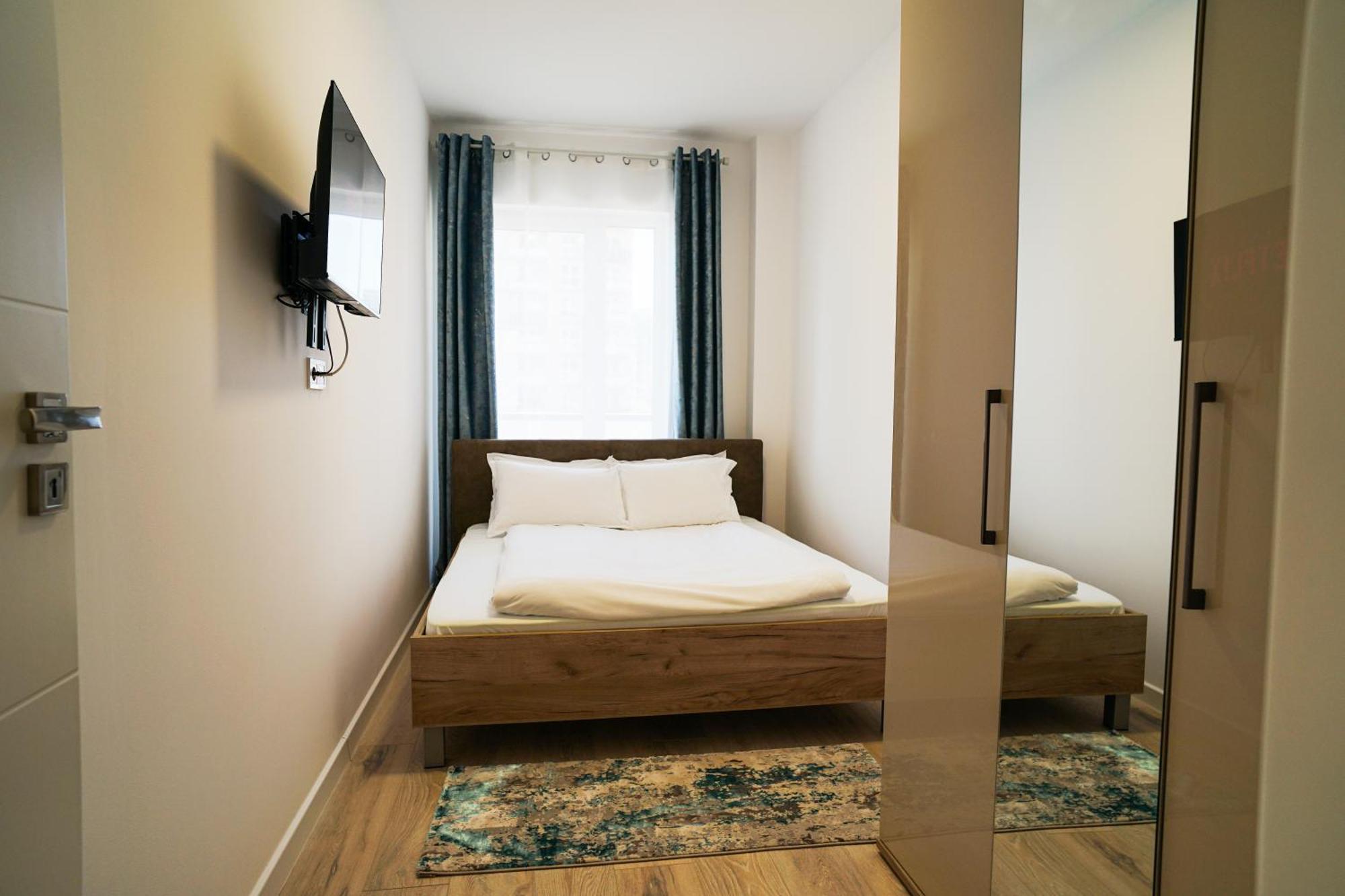 Mirandis Apartments - Comfort & Private Parking Near Coresi Mall Braşov Extérieur photo