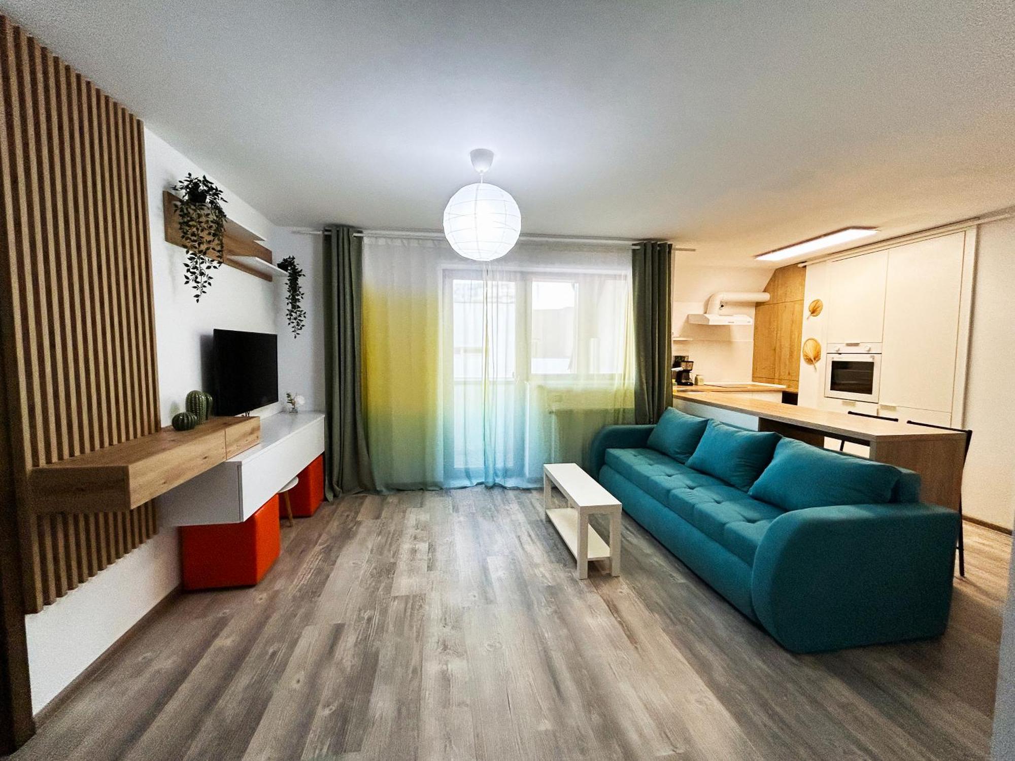 Mirandis Apartments - Comfort & Private Parking Near Coresi Mall Braşov Extérieur photo
