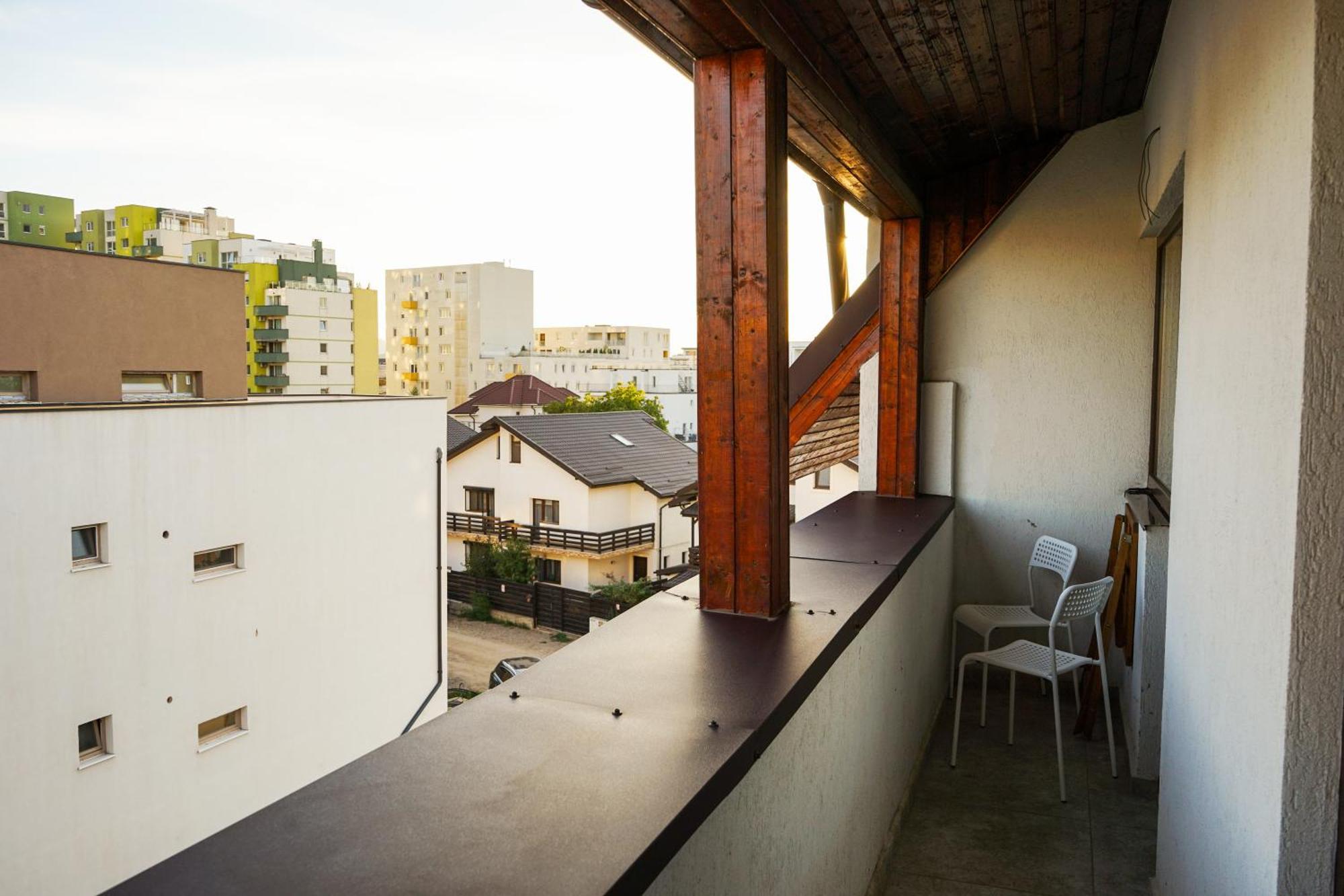 Mirandis Apartments - Comfort & Private Parking Near Coresi Mall Braşov Extérieur photo